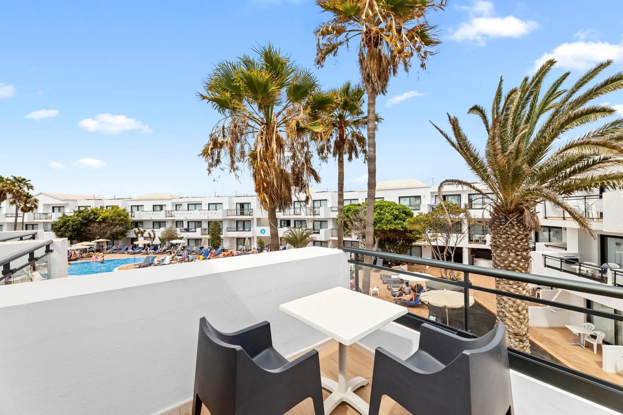 Thb Lanzarote Beach Коста-Тегисе Экстерьер фото